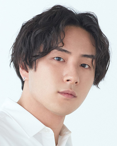 鈴木崚汰