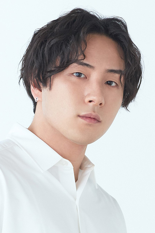 鈴木崚汰
