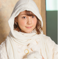 マッチ売りの少女? トリンドル玲奈