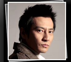 津田寛治（滝本壮介）