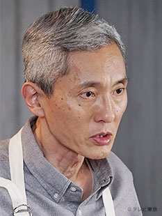 天羽乙七（松重豊）