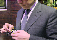 外資系金融機関に解雇された男性