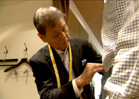 ベテラン職人が挑む・・・亡き妻のとの思い出の服は甦るのか？
