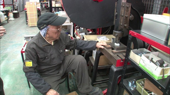 《 第5位 》【変わる雇用形態】70歳で年収数千万円？ 定年が無くなる？！