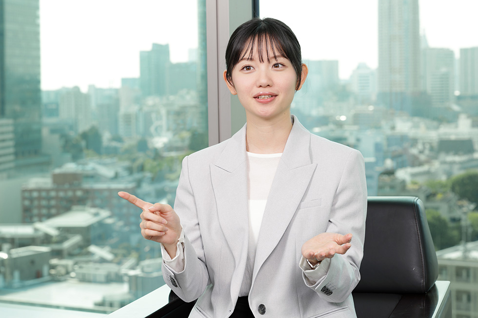 インタビュー