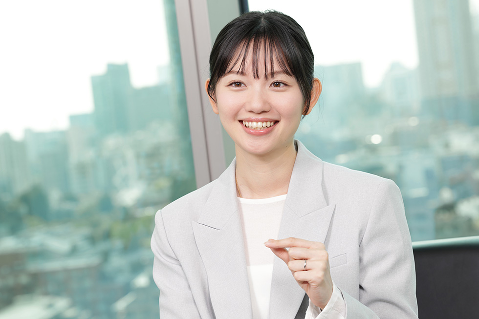 インタビュー