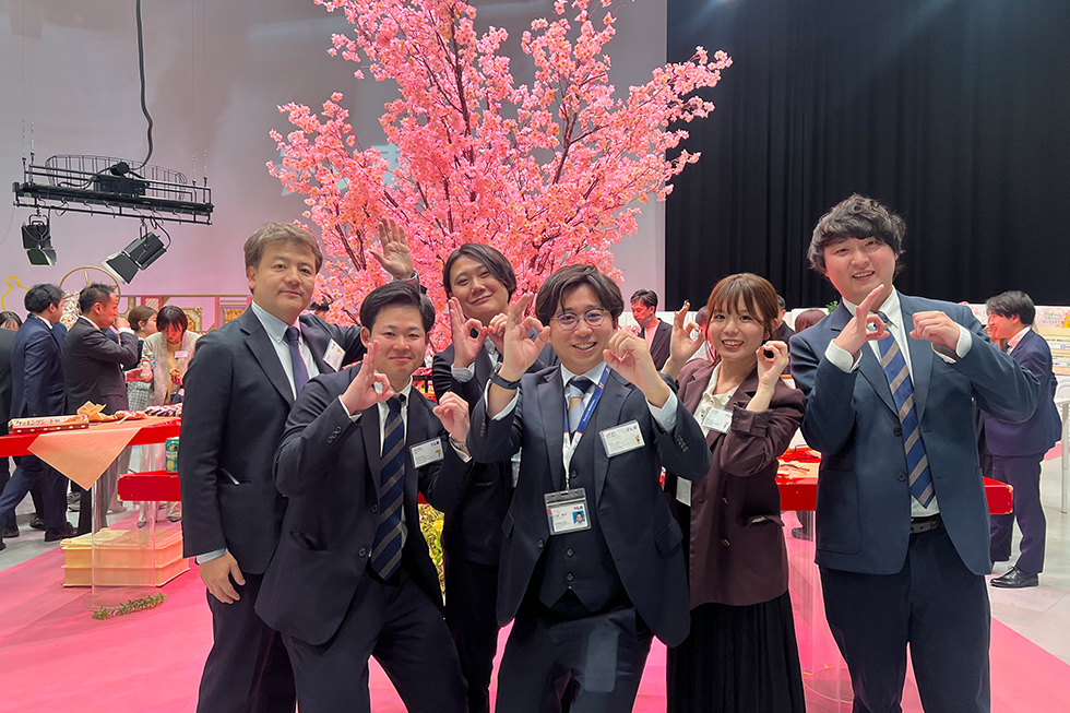 インタビュー