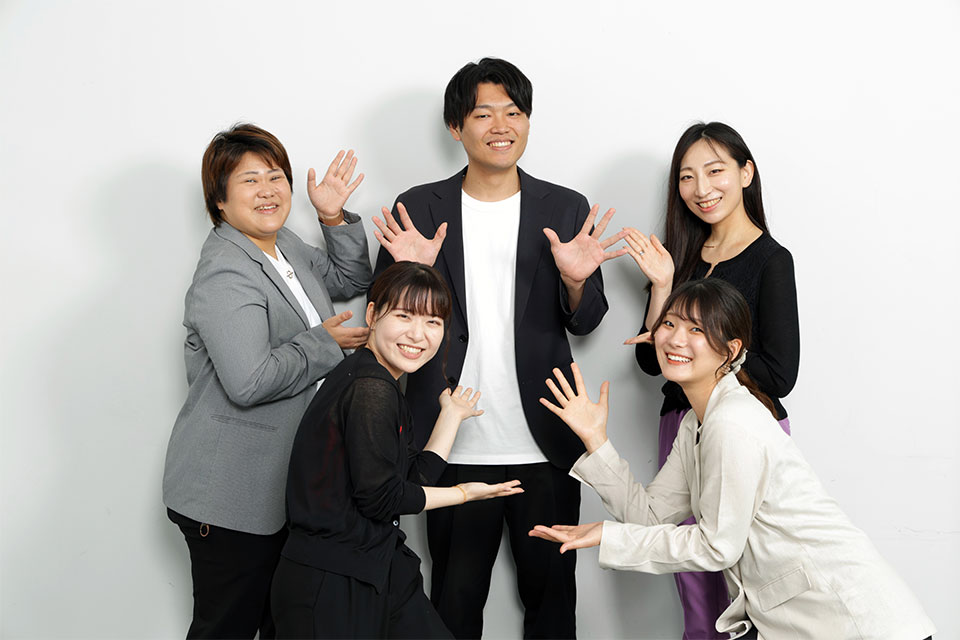 インタビュー
