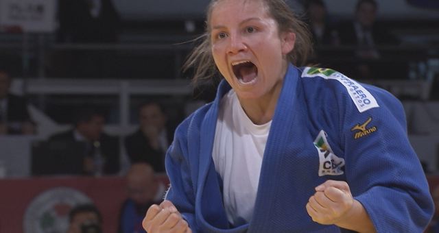 女子70kg級 3位決定戦 ニアングvsポルテーラ