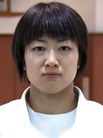浅見 八瑠奈