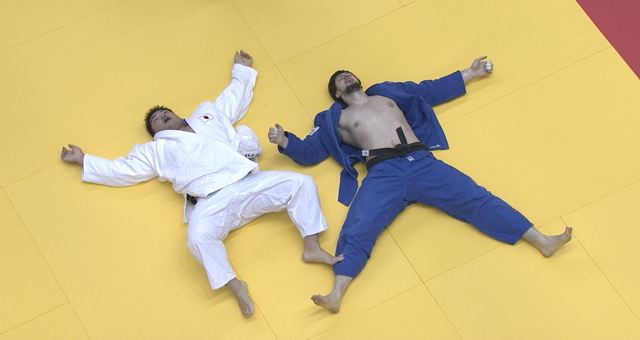 男子100kg超級 2回戦 王子谷 剛志vsカンビエフ