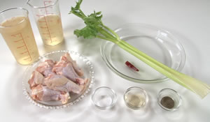 鶏肉とセロリのビネガースープ