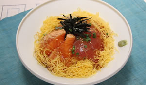 オイルたっぷり海鮮丼