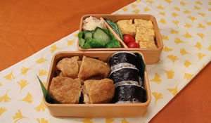  香山中宜シェフ作特製 助六風弁当