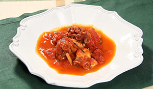 タコの柔らかトマト煮