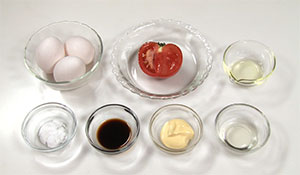 トマト入りふわふわ厚焼き玉子