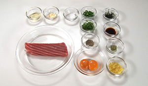 マグロの３色丼