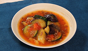 ナスとズッキーニの肉そぼろあんかけ