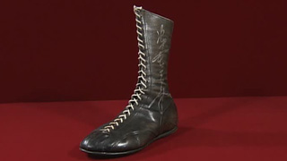 ジャイアント馬場の左足のリングシューズ