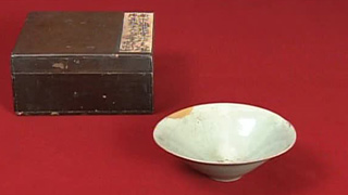 砧青磁の茶碗