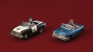ブリキの自動車２台