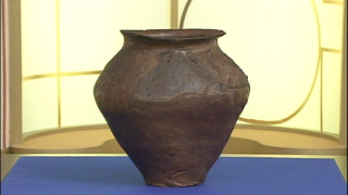 常滑焼の壺