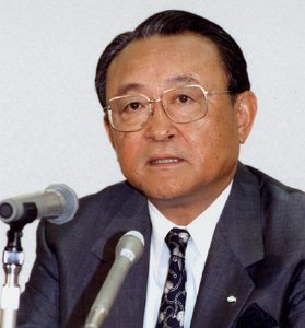 sugaya.jpg (39489 �o�C�g)