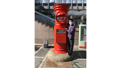 丸型郵便ポスト 片桐仁 昭和のアイコンが今なお愛される理由 バックナンバー 新美の巨人たち テレビ東京