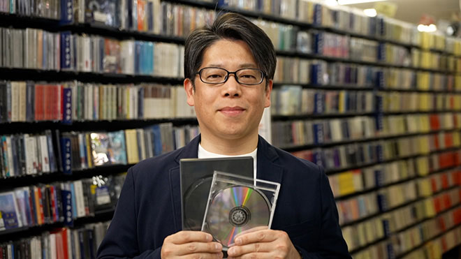 廃棄CDからうまれた再生プラスチック資材 ブックオフグループホールディングス