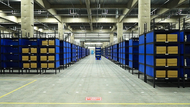 ＃17　物流 最新ロボットによる省人化！次世代物流センター