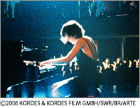 画像：4分間のピアニスト/（Ｃ）2006 KORDES & KORDES FILM GMBH/SWR/BR/ARTE