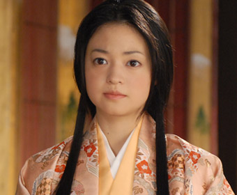 �����E�E�E���ї��q