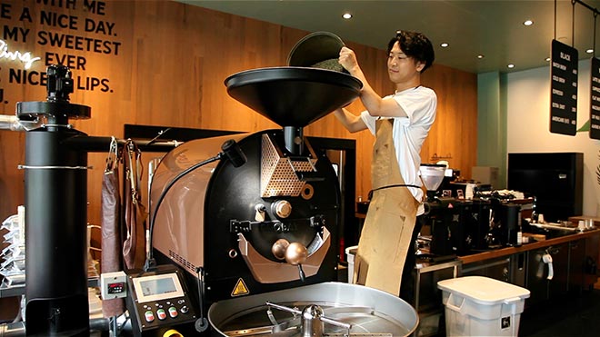 コーヒーの新体験　ロースター併設カフェの魅力