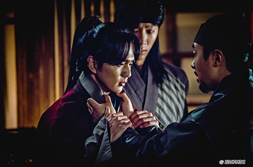 第17話あらすじ 韓流プレミア 仮面の王 イ ソン テレビ東京 テレビ東京