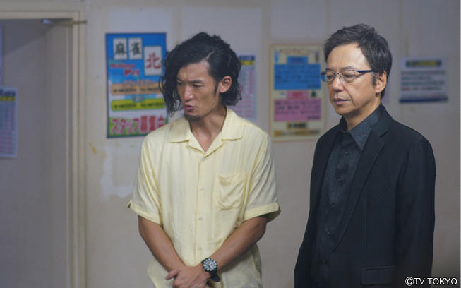 いよいよ第1話！「愛人が欲しい！」と嘆く男達の前に現れた愛人教授・井伏が指示する4つの掟とは！？：土曜ドラマ24 フリンジマン[2]