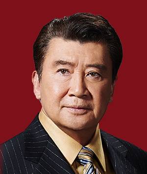 里見浩太朗 （伊集院光弥役）