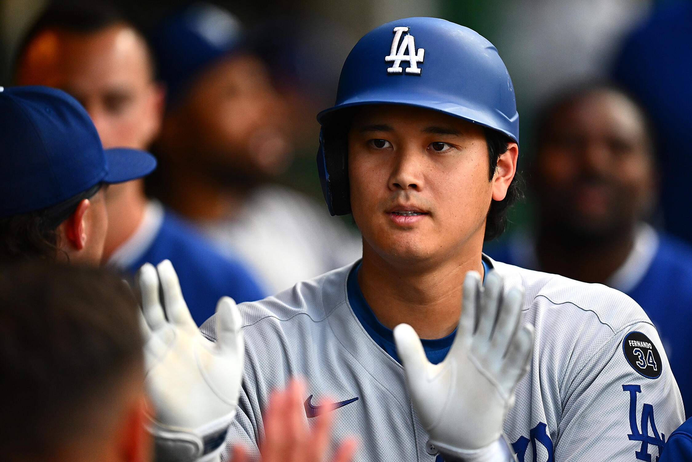 大谷翔平 ドジャース通算100本塁打目は脅威の193キロ弾 ロバーツ監督