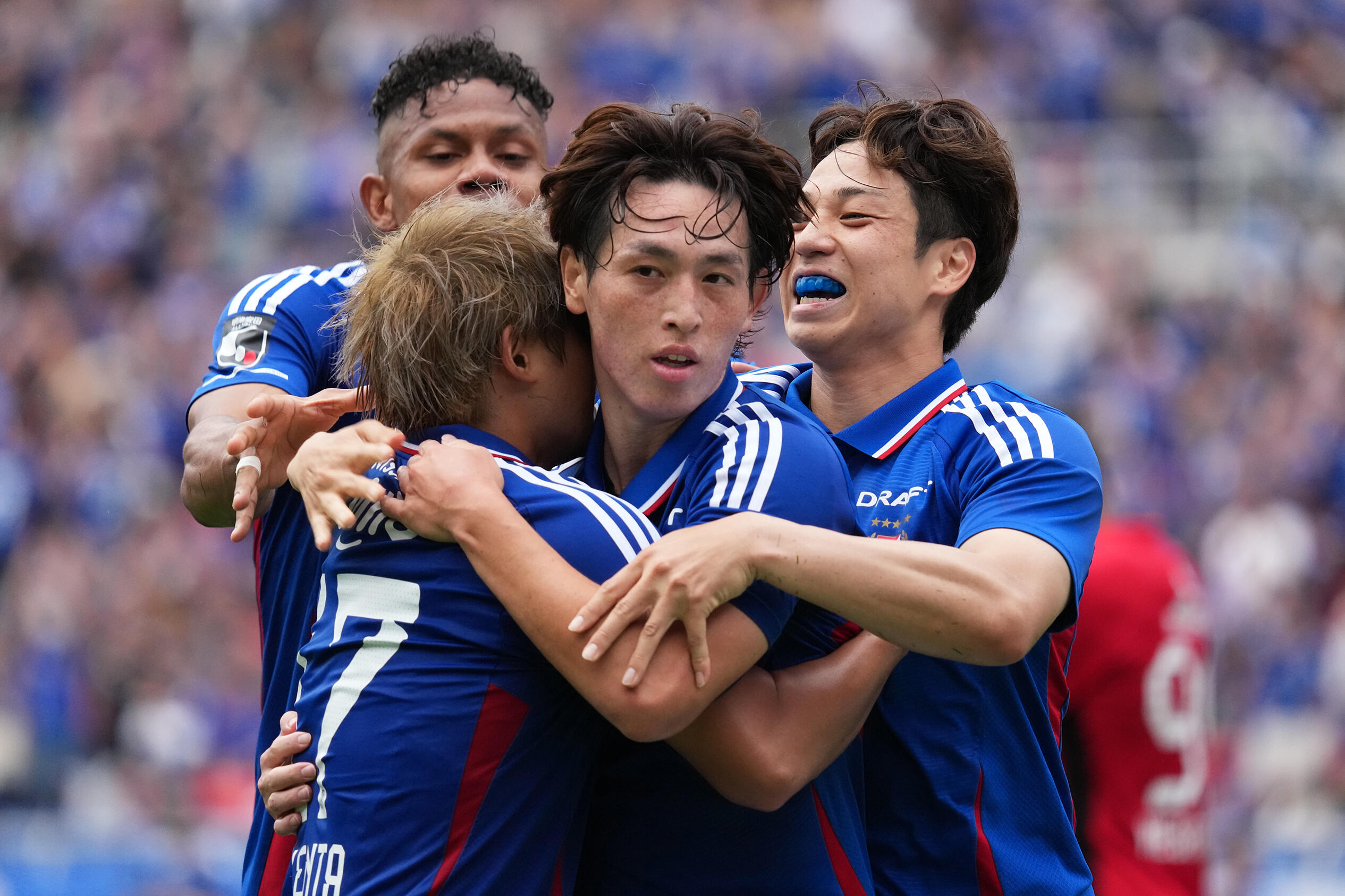 横浜Fマリノス　ドゥトラ選手200試合出場記念品 横浜Fマリノス ドゥトラ選手200試合出場記念品 【公式通販】