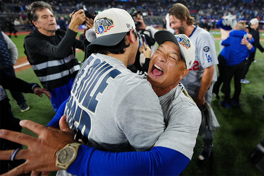 ドジャースが球団史上初のWS連覇！ロバーツ監督「ショウヘイ、ヨシノブ