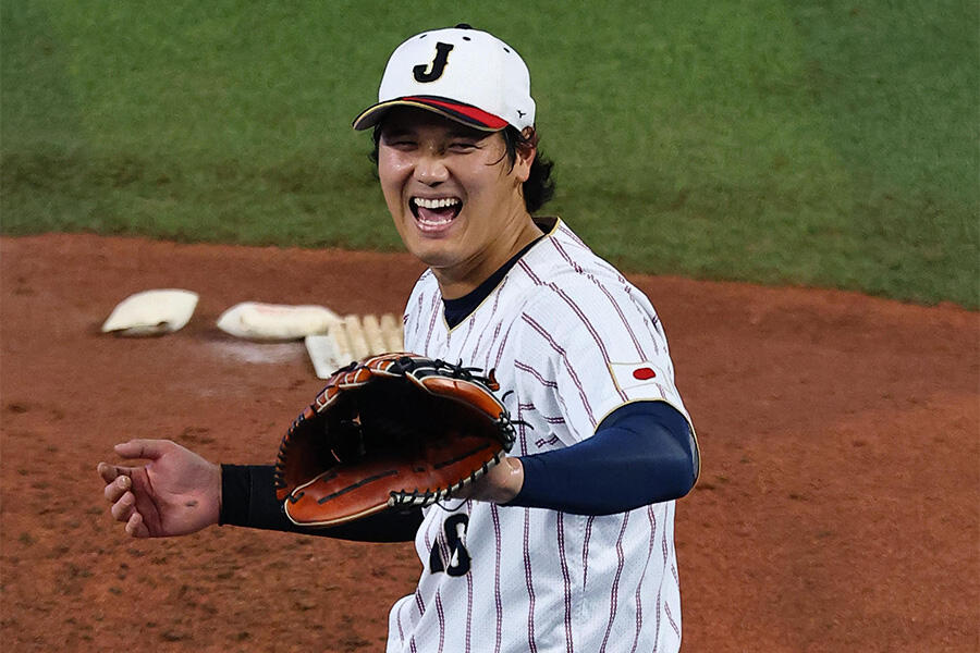 coach ベースボール　グローブ　野球　WBC 大谷翔平　侍ジャパン WBC】大谷翔平 ベネズエラ打撃コーチの『4打席敬遠』発言に余裕の笑顔