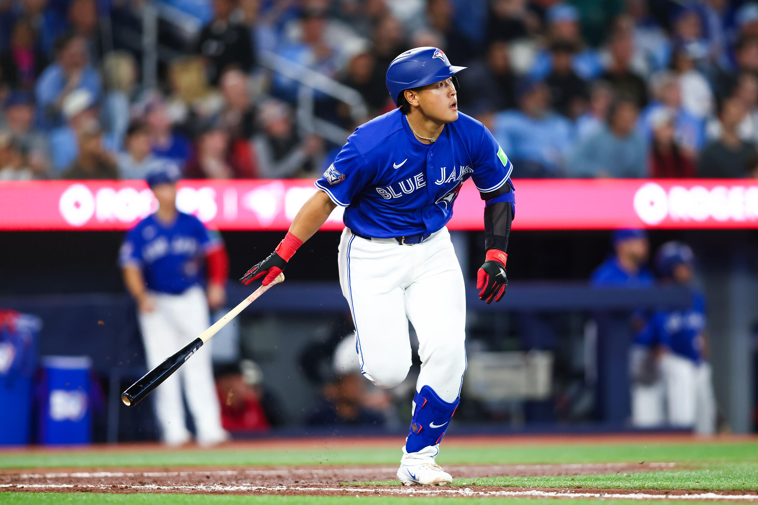岡本和真 山本由伸とのメジャー初対決で二塁打を放つ 明日の投手・大谷