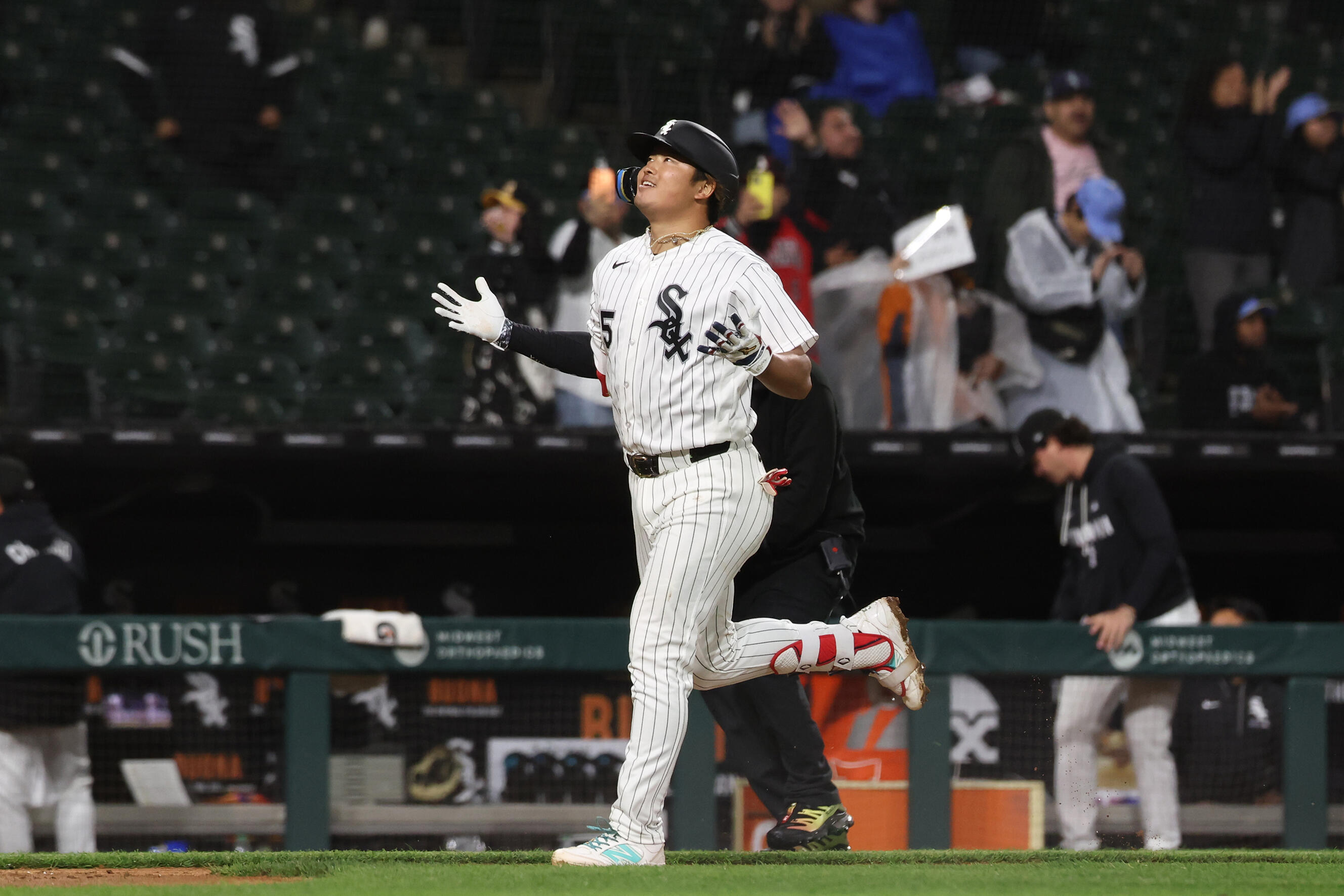 村上宗隆 メジャー単独トップとなる12号逆転3ラン！ シーズン67本