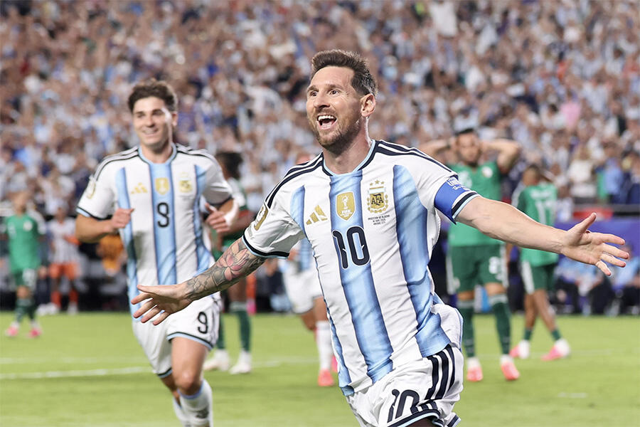 アルゼンチン代表 W杯連覇へ白星発進！神の子メッシがハットトリックで