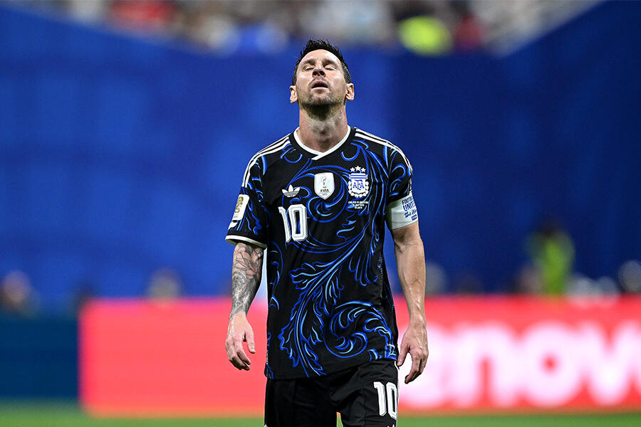サッカー W杯】イングランド代表 FWハリー・ケインの2得点などでW杯好