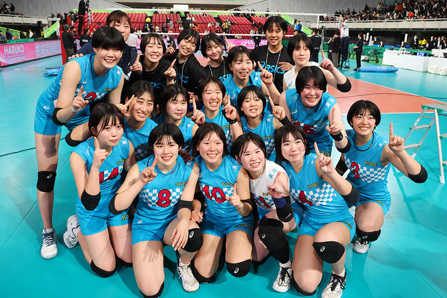 母はロンドン五輪銅 秋本美空が42点大暴れ！共栄学園が19大会ぶり3度目