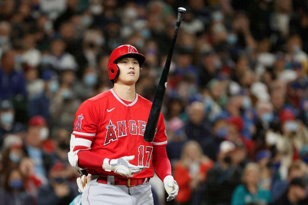 打たない大谷 Photo by Steph Chambers_Getty Images.jpg