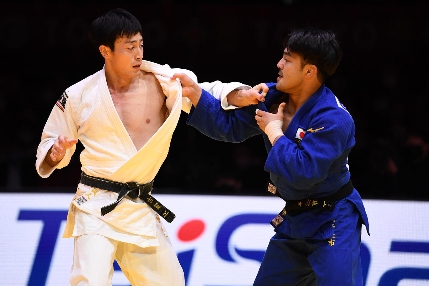 男子73㎏級決勝 橋本壮市vs古賀颯人.JPG