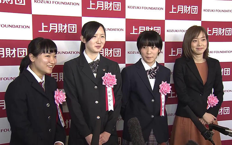 左から伊藤美誠、早田ひな、平野美宇、石川佳純