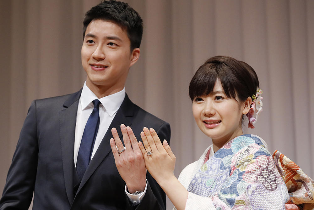 福原愛 結婚報告（左：江宏傑／右：福原愛）写真：中西祐介/アフロスポーツ