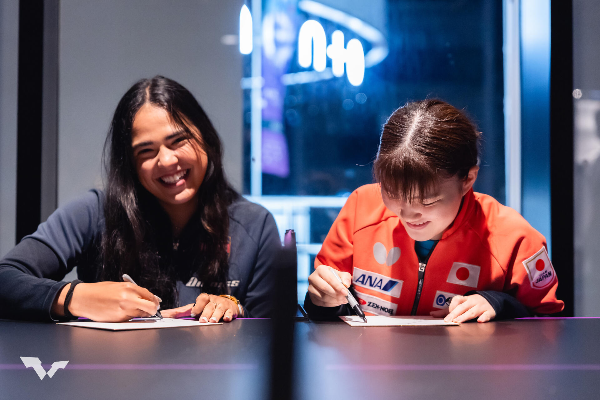 Autograph Session Adriana DIAZ & Satsuki ODO_WTT Champions Yokohama 2025_Day 1_CR1_3610.jpg